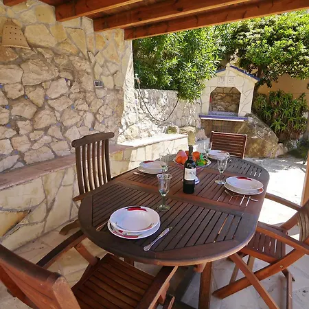 Castillo - Chill Out By Villamar Villa