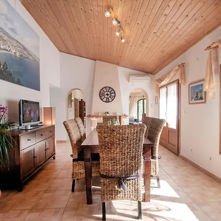 Castillo - Chill Out By Villamar *